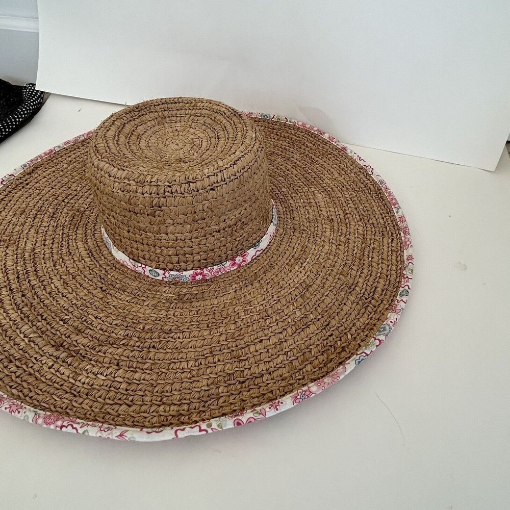Saks Fifth Avenue Straw Hat Floral Trim Wide Brim Sun Beach Coastal Resort - Picture 5 of 5